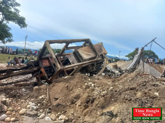সিলেট কোম্পানীগঞ্জে ১৭টি পাথর ক্রাশার ধ্বংস, ১.৪০ লাখ ঘনফুট পাথর জব্দ